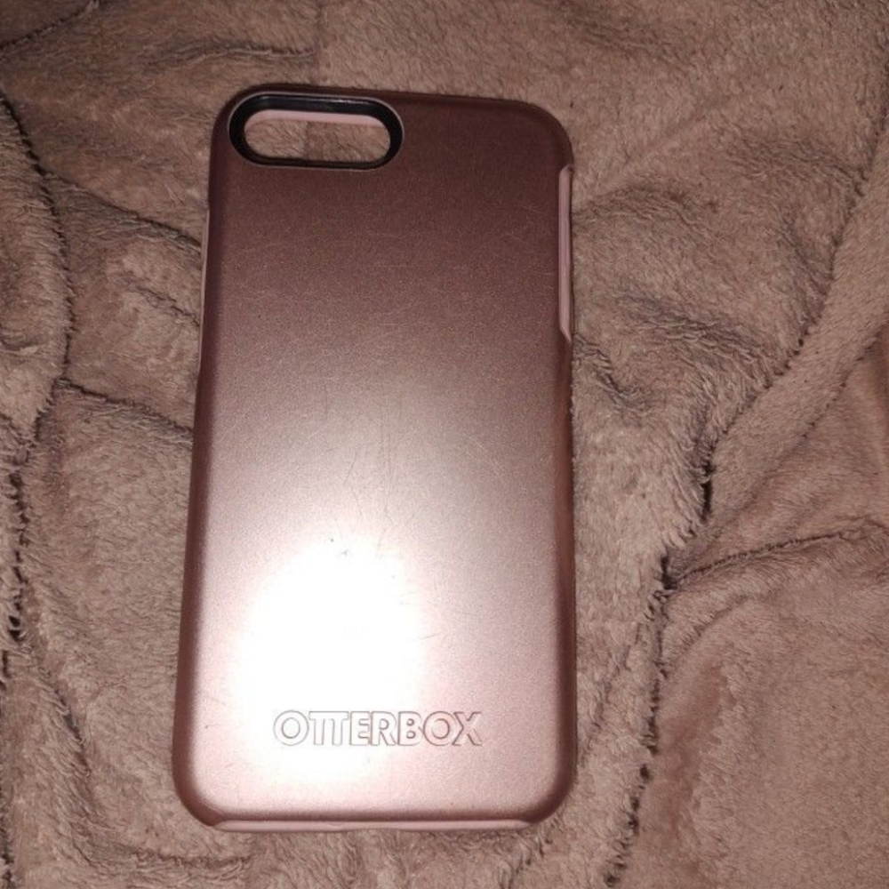 iPhone 7+ cases - Picture 2 of 9